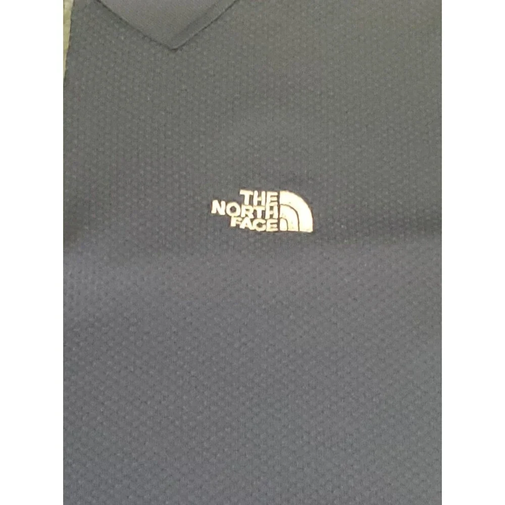 The North Face Shirts‎ The North Face Vapor Wick Zip Polo Shirt, Medium